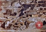 Standbild Railroad train Nagasaki Japan, 1946, aus Sekunde 24 historischem Filmmaterial Videoclip 65675042151
