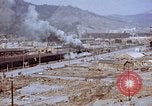 Standbild Railroad train Nagasaki Japan, 1946, aus Sekunde 33 historischem Filmmaterial Videoclip 65675042151