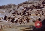 Standbild Railroad train Nagasaki Japan, 1946, aus Sekunde 61 historischem Filmmaterial Videoclip 65675042151