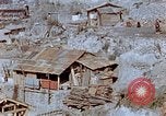 Standbild neu errichteten Wohnungen Nagasaki Japan, 1946, aus Sekunde 12 historischem Filmmaterial Videoclip 65675042152