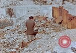 Standbild neu errichteten Wohnungen Nagasaki Japan, 1946, aus Sekunde 31 historischem Filmmaterial Videoclip 65675042152