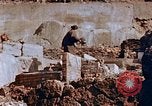 Standbild neu errichteten Wohnungen Nagasaki Japan, 1946, aus Sekunde 49 historischem Filmmaterial Videoclip 65675042152