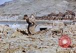 Standbild Sägewerk Nagasaki Japan, 1946, aus Sekunde 62 historischem Filmmaterial Videoclip 65675042153