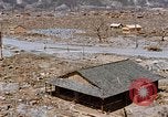 Standbild Farbe Film von Hiroshima Atombombe Schäden Hiroshima Japan, 1946, aus Sekunde 62 historischem Filmmaterial Videoclip 65675042163