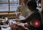 Image les blessures aux jambes de bombe atomique Hiroshima au Japon, 1945, de la seconde 19 séquences d'archives historiques vidéo 65675042173