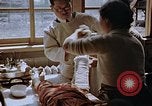 Image les blessures aux jambes de bombe atomique Hiroshima au Japon, 1945, de la seconde 28 séquences d'archives historiques vidéo 65675042173
