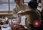 Image les blessures aux jambes de bombe atomique Hiroshima au Japon, 1945, de la seconde 29 séquences d'archives historiques vidéo 65675042173