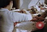 Image les blessures aux jambes de bombe atomique Hiroshima au Japon, 1945, de la seconde 47 séquences d'archives historiques vidéo 65675042173
