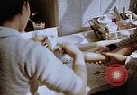 Image les blessures aux jambes de bombe atomique Hiroshima au Japon, 1945, de la seconde 55 séquences d'archives historiques vidéo 65675042173