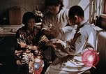 Standbild Opfer einer atomaren Explosion Hiroshima Japan, 1946, aus Sekunde 16 historischem Filmmaterial Videoclip 65675042174