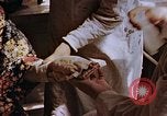 Standbild Opfer einer atomaren Explosion Hiroshima Japan, 1946, aus Sekunde 34 historischem Filmmaterial Videoclip 65675042174