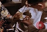 Standbild Opfer einer atomaren Explosion Hiroshima Japan, 1946, aus Sekunde 41 historischem Filmmaterial Videoclip 65675042174
