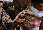 Standbild Opfer einer atomaren Explosion Hiroshima Japan, 1946, aus Sekunde 61 historischem Filmmaterial Videoclip 65675042174