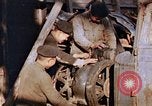 Standbild Carpenter Nagasaki Japan, 1946, aus Sekunde 12 historischem Filmmaterial Videoclip 65675042189