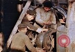 Standbild Carpenter Nagasaki Japan, 1946, aus Sekunde 16 historischem Filmmaterial Videoclip 65675042189