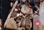 Standbild Carpenter Nagasaki Japan, 1946, aus Sekunde 17 historischem Filmmaterial Videoclip 65675042189