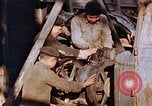 Standbild Carpenter Nagasaki Japan, 1946, aus Sekunde 20 historischem Filmmaterial Videoclip 65675042189