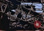 Standbild 10 tonnen Kran Nagasaki Japan, 1946, aus Sekunde 12 historischem Filmmaterial Videoclip 65675042190
