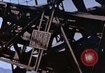 Standbild 10 tonnen Kran Nagasaki Japan, 1946, aus Sekunde 28 historischem Filmmaterial Videoclip 65675042190