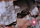 Standbild japanische Arbeiter Nagasaki Japan, 1946, aus Sekunde 9 historischem Filmmaterial Videoclip 65675042192