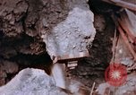 Standbild japanische Arbeiter Nagasaki Japan, 1946, aus Sekunde 17 historischem Filmmaterial Videoclip 65675042192
