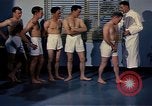 Standbild ärztliche Untersuchung United States USA, 1943, aus Sekunde 22 historischem Filmmaterial Videoclip 65675042212