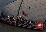 Standbild Deep Sea divers United States USA, 1943, aus Sekunde 59 historischem Filmmaterial Videoclip 65675042214