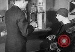 Standbild Verbot der Durchsetzung und 1920s American lifestyle United States USA, 1929, aus Sekunde 26 historischem Filmmaterial Videoclip 65675042216
