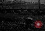 Standbild Sieg Gärten Chicago Illinois USA, 1943, aus Sekunde 34 historischem Filmmaterial Videoclip 65675042217