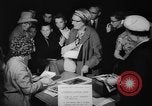 Standbild jungfrau und kind mit Saint Anne Vereinigtes Königreich, 1962, aus Sekunde 28 historischem Filmmaterial Videoclip 65675042221