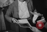 Standbild jungfrau und kind mit Saint Anne Vereinigtes Königreich, 1962, aus Sekunde 39 historischem Filmmaterial Videoclip 65675042221