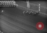 Standbild American Derby Pferderennen Arlington Heights Illinois USA, 1962, aus Sekunde 19 historischem Filmmaterial Videoclip 65675042222