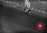 Standbild American Derby Pferderennen Arlington Heights Illinois USA, 1962, aus Sekunde 62 historischem Filmmaterial Videoclip 65675042222