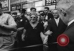 Standbild Barbara Moore Cross-Country Walk USA New York United States USA, 1960, aus Sekunde 25 historischem Filmmaterial Videoclip 65675042234