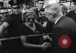 Standbild Barbara Moore Cross-Country Walk USA New York United States USA, 1960, aus Sekunde 28 historischem Filmmaterial Videoclip 65675042234