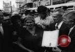 Standbild Barbara Moore Cross-Country Walk USA New York United States USA, 1960, aus Sekunde 32 historischem Filmmaterial Videoclip 65675042234