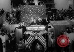 Standbild John F Kennedy zum Präsidenten nominiert Los Angeles California USA, 1960, aus Sekunde 41 historischem Filmmaterial Videoclip 65675042244
