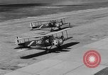 Standbild Flying flivvers United States USA, 1935, aus Sekunde 35 historischem Filmmaterial Videoclip 65675042246