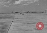 Standbild Flying flivvers United States USA, 1935, aus Sekunde 38 historischem Filmmaterial Videoclip 65675042246