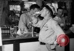Standbild Schepps Bier angeboten zum Sonderpreis von 60 Cent pro Stunde Dallas Texas United States USA, 1935, aus Sekunde 12 historischem Filmmaterial Videoclip 65675042250