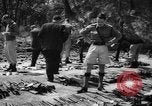 Standbild belgische Flüchtlinge Kongo, 1960, aus Sekunde 33 historischem Filmmaterial Videoclip 65675042251