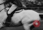 Immagine di International jump off Aquisgrana in Germania, 1960, secondo 20 filmato di repertorio 65675042255