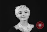 Standbild Sorten der Hüte United States USA, 1958, aus Sekunde 54 historischem Filmmaterial Videoclip 65675042273