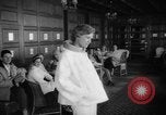 Image défilé Suisse, 1959, de la seconde 38 séquences d'archives historiques vidéo 65675042280