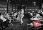 Image défilé Suisse, 1959, de la seconde 54 séquences d'archives historiques vidéo 65675042280