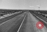 Immagine di Jeep United States USA, 1943, secondo 30 filmato di repertorio 65675042282