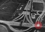 Immagine di Jeep United States USA, 1943, secondo 50 filmato di repertorio 65675042282