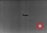 Image Jeeps utilisés dans le monde entier au cours Seconde Guerre Mondiale United States USA, 1943, de la seconde 3 séquences d'archives historiques vidéo 65675042283