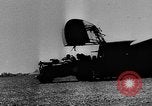 Image Jeeps utilisés dans le monde entier au cours Seconde Guerre Mondiale United States USA, 1943, de la seconde 11 séquences d'archives historiques vidéo 65675042283