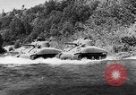 Image Jeeps utilisés dans le monde entier au cours Seconde Guerre Mondiale United States USA, 1943, de la seconde 53 séquences d'archives historiques vidéo 65675042283